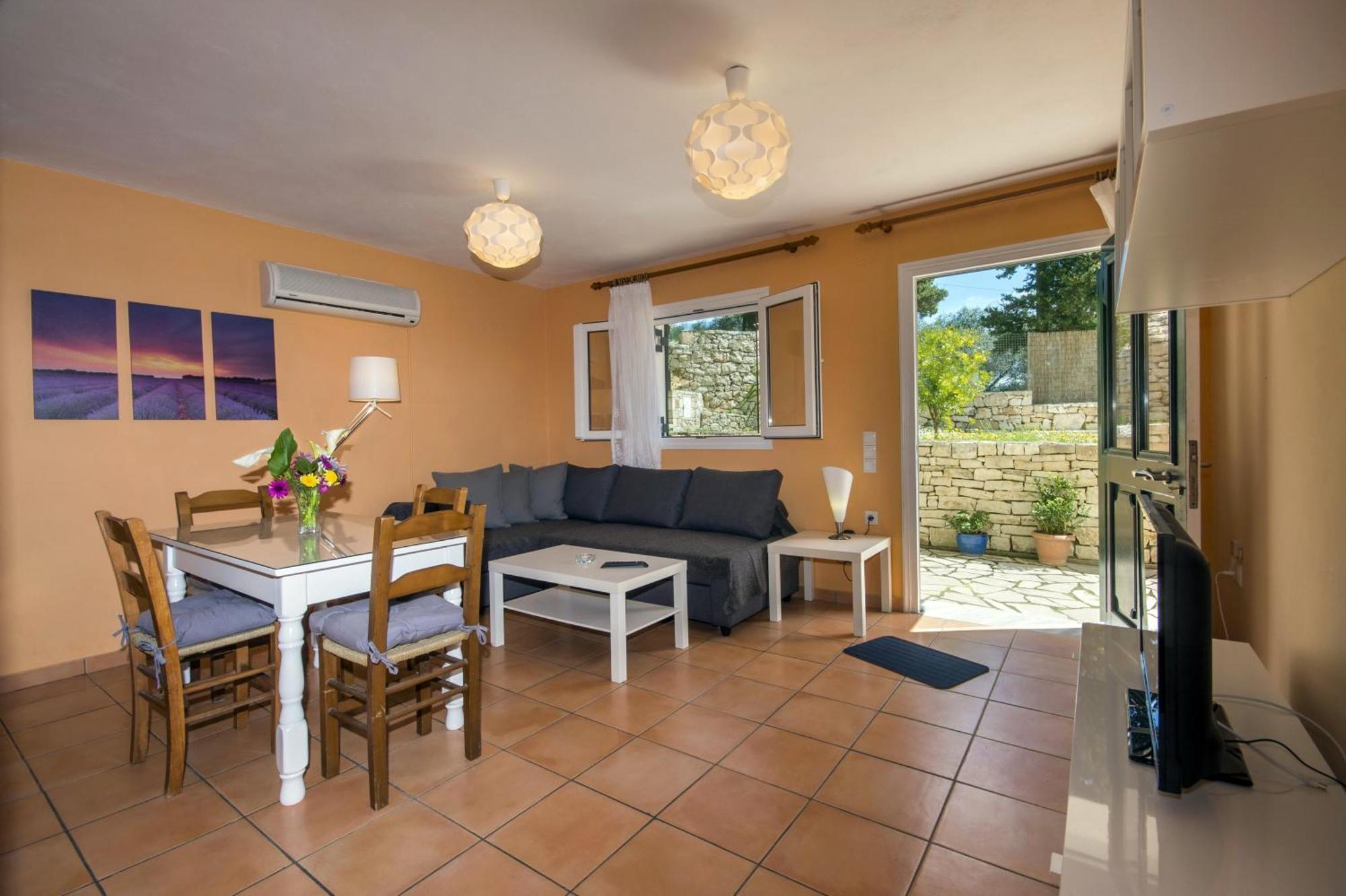 Galazio Sunset Villas 가이오스 객실 사진