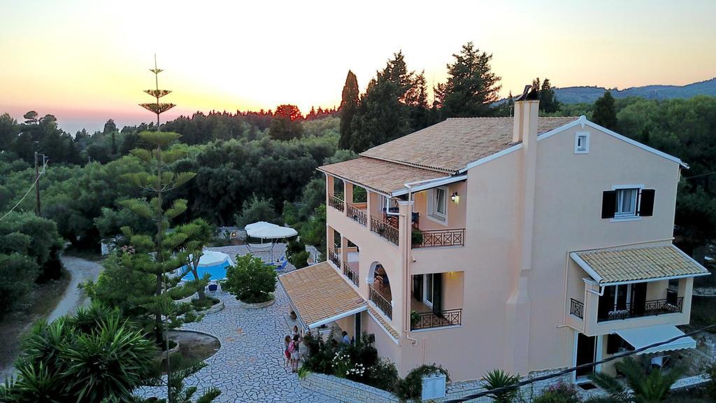 Galazio Sunset Villas 가이오스 외부 사진