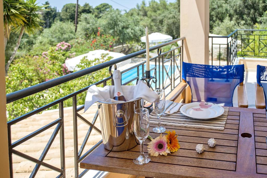 Galazio Sunset Villas 가이오스 외부 사진