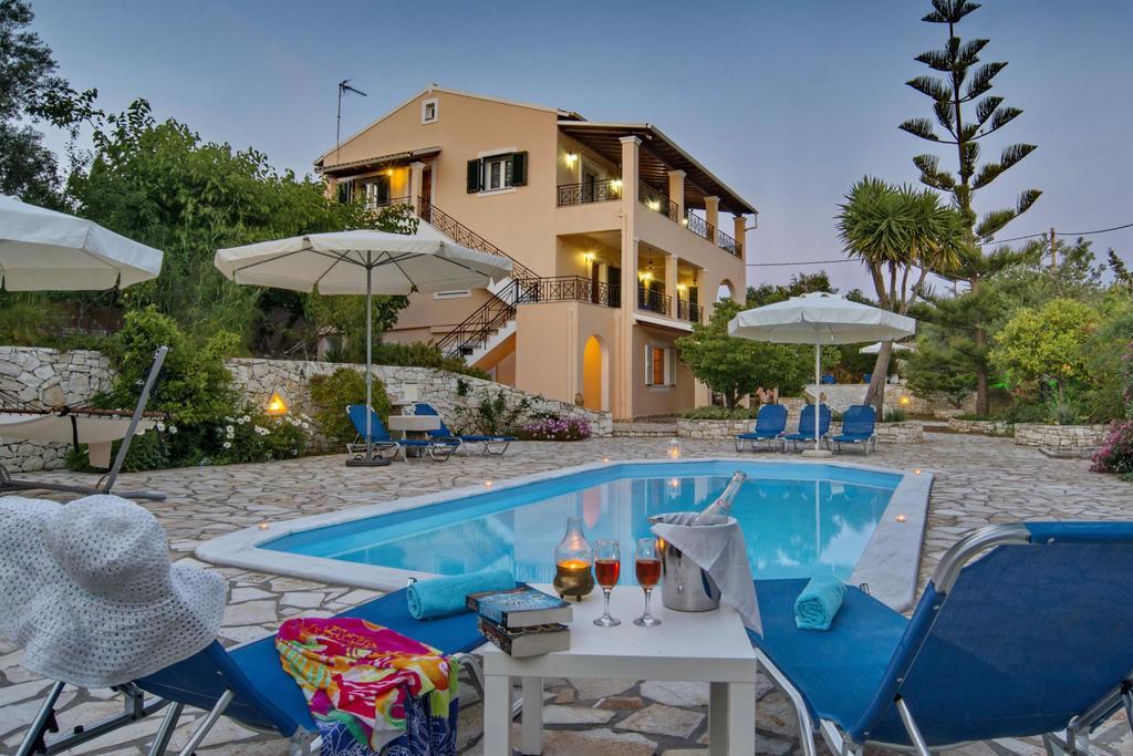Galazio Sunset Villas 가이오스 외부 사진